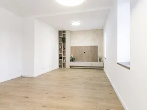 Pronájem bytu 2+kk, Ostrava, Slavníkovců, 54 m2