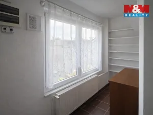 Prodej rodinného domu, Postoloprty - Levonice, 190 m2