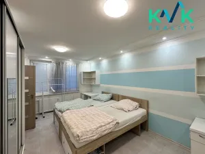 Pronájem bytu 3+1, Ostrov, Jungmannova, 74 m2