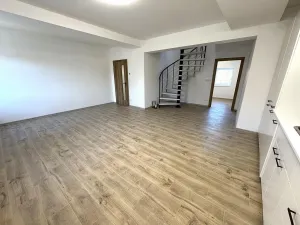 Pronájem bytu 4+kk, Rostěnice-Zvonovice - Rostěnice, 111 m2