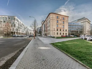 Pronájem bytu 1+kk, Praha - Holešovice, Jankovcova, 33 m2