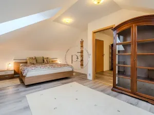 Pronájem bytu 2+1, Praha, Nad Šeberákem, 69 m2