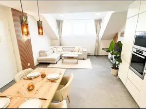 Pronájem bytu 2+kk, Praha - Smíchov, Arbesovo náměstí, 74 m2