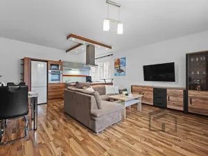 Prodej bytu 3+kk, Praha - Čakovice, Hakenova, 65 m2