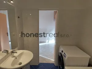 Pronájem bytu 1+kk, Brno, Nadační, 36 m2