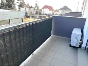 Pronájem bytu 2+kk, Praha, Za černým mostem, 50 m2