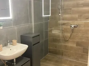 Pronájem bytu 2+kk, Hluboká nad Vltavou, Potoční, 59 m2