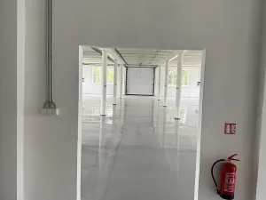 Pronájem skladu, Ostrov, 200 m2