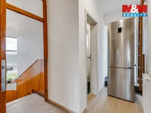 Pronájem bytu 2+1, Hrádek, Pod tratí, 64 m2