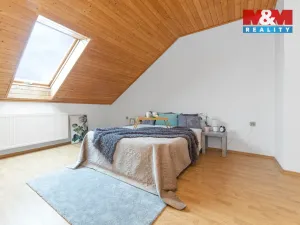 Prodej rodinného domu, Ivaň, 353 m2