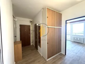 Pronájem bytu 3+1, Jičín, Nám. V. Čtvrtka, 67 m2