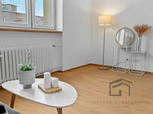 Pronájem bytu 2+kk, Praha - Břevnov, Nad Kajetánkou, 45 m2