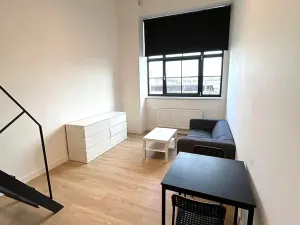 Pronájem bytu 1+kk, Praha - Vysočany, Poděbradská, 31 m2