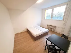 Pronájem bytu 1+kk, Praha - Vysočany, U vinných sklepů, 28 m2