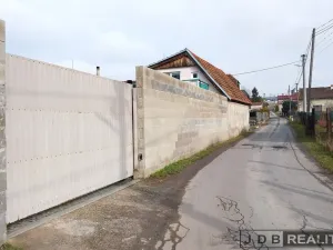 Prodej rodinného domu, Mělník, 147 m2