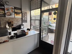 Pronájem obchodního prostoru, Praha - Žižkov, Seifertova, 70 m2