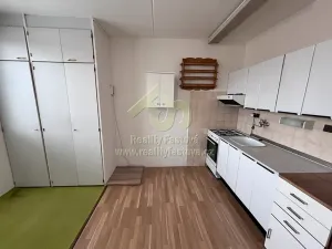 Pronájem bytu 1+1, Rokycany, K Řece, 46 m2