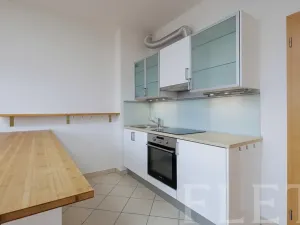 Pronájem bytu 1+kk, Praha - Záběhlice, Mattioliho, 32 m2