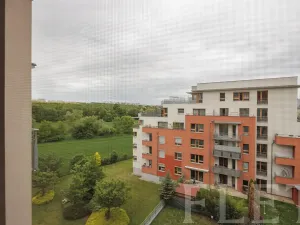 Pronájem bytu 1+kk, Praha - Záběhlice, Mattioliho, 32 m2