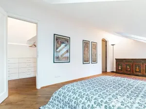 Pronájem bytu 3+1, Praha - Nové Město, Odborů, 96 m2