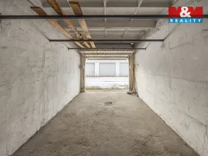 Prodej garáže, Hradec Králové, U Mostku, 19 m2