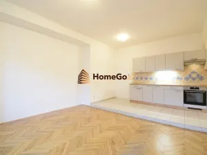 Pronájem bytu 2+kk, Praha - Nusle, Lounských, 57 m2