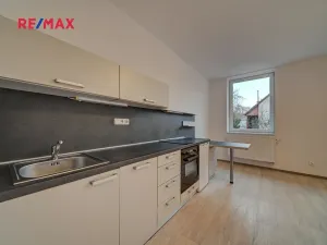 Pronájem bytu 1+kk, Poděbrady, Lidická, 37 m2