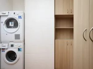 Prodej bytu 4+1, Karlovy Vary, Tylova, 182 m2