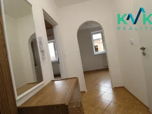 Pronájem bytu 2+1, Sokolov, Nádražní, 52 m2