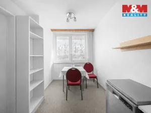 Prodej bytu 3+1, Louny, U Stadionu, 68 m2