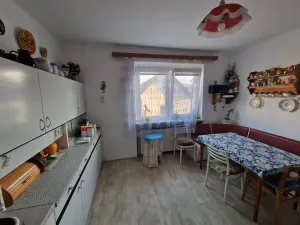 Prodej podílu rodinného domu, Oslavice, 218 m2