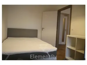 Pronájem bytu 1+1, Hradec Králové, V Lipkách, 32 m2