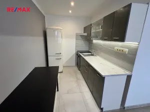 Pronájem bytu 1+kk, Kladno, U Hvězdy, 34 m2