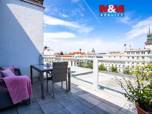 Pronájem bytu 1+kk, Pardubice - Zelené Předměstí, Smetanovo náměstí, 33 m2