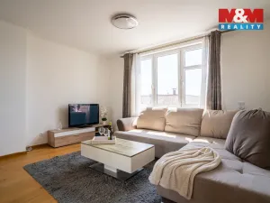 Pronájem bytu 1+kk, Pardubice - Zelené Předměstí, Smetanovo náměstí, 33 m2