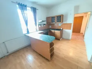 Pronájem bytu 4+kk, Ústí nad Labem, Šafaříkovo náměstí, 90 m2