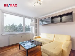 Pronájem bytu 2+1, Praha - Troja, Svídnická, 40 m2