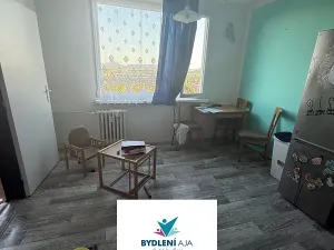 Prodej bytu 1+1, Krupka, Karla Čapka, 36 m2