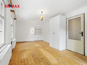 Prodej rodinného domu, Oselce, 168 m2