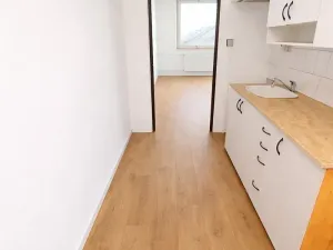 Pronájem bytu 1+kk, Kroměříž, Oskol, 28 m2