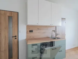 Pronájem bytu 3+kk, Praha - Hloubětín, 60 m2