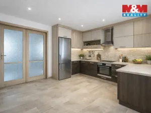 Prodej rodinného domu, Kolín - Kolín III, Táboritská, 200 m2