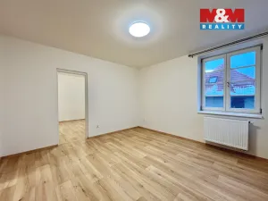Pronájem bytu 2+1, Louny, Nerudova, 55 m2