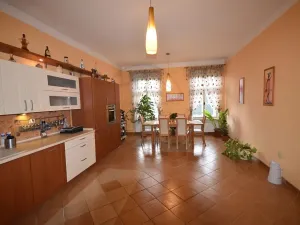Prodej bytu 3+1, Vidnava, Radniční, 170 m2