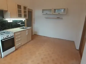 Pronájem bytu 2+1, Pardubice, Jana Palacha, 57 m2