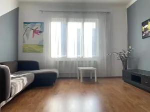 Pronájem bytu 2+1, Praha - Smíchov, Ostrovského, 52 m2