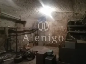 Prodej rodinného domu, Kostelec nad Labem, nám. Komenského, 369 m2