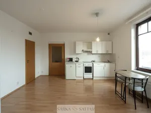 Pronájem bytu 1+kk, Praha - Košíře, Pod Klamovkou, 39 m2