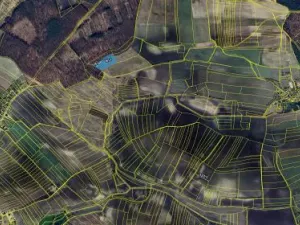 Prodej podílu pole, Krakovany, 3338 m2