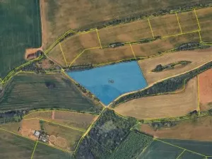 Prodej podílu pole, Chýnice, 2496 m2